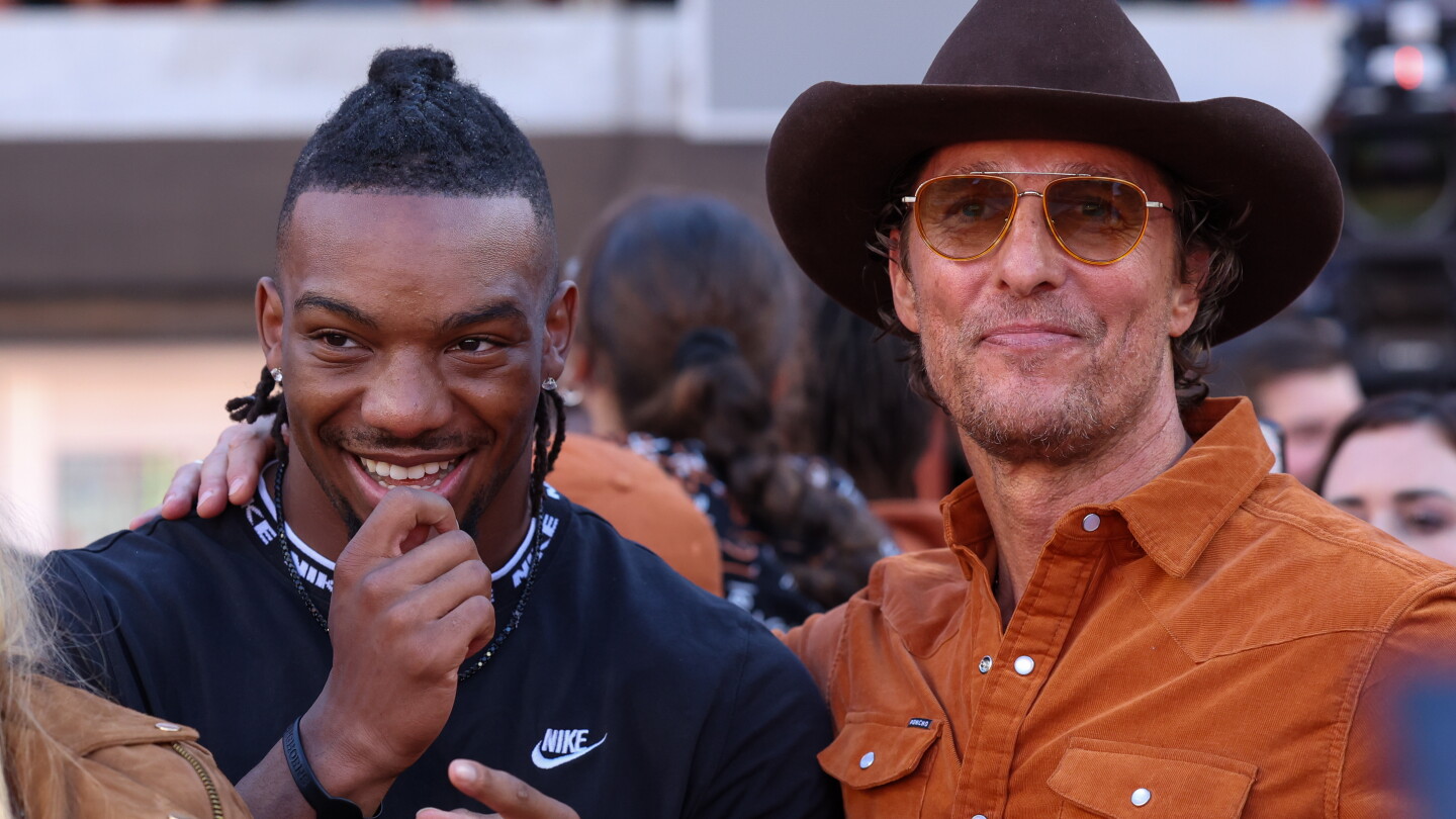 Matthew McConaughey Congratulates Bijan Robinson on New Contract