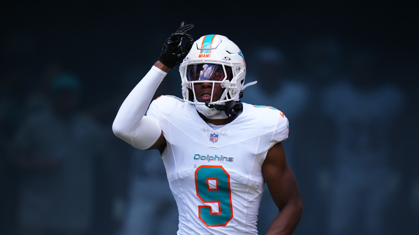 Buccaneers agree to one-year deal with S Ifeatu Melifonwu