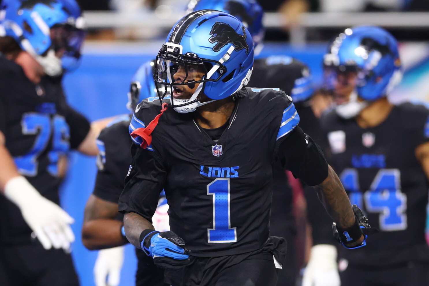 Jameson Williams scores second TD, Lions lead 17-14
