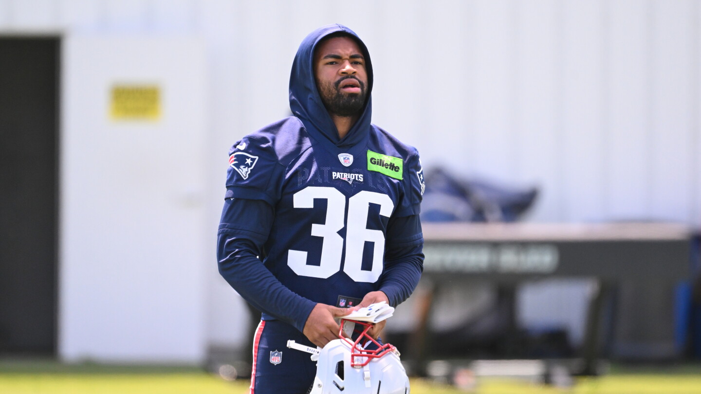 Colts Sign Cornerback Kenneth Harris, Waive Mekhi Blackmon