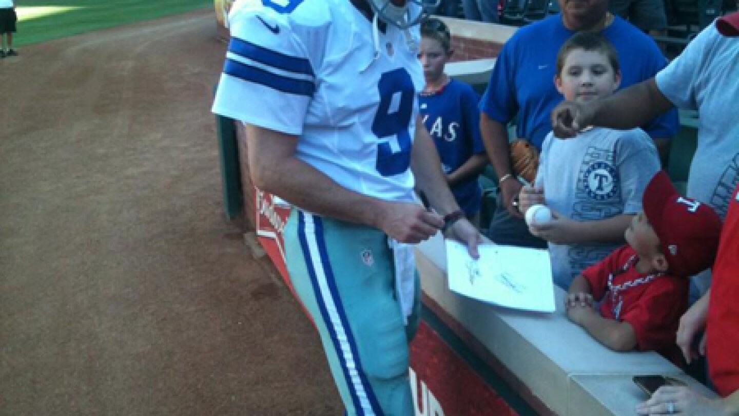 Joe Nathan lost a bet to Mike Adams and had to dress up like Tony Romo ...