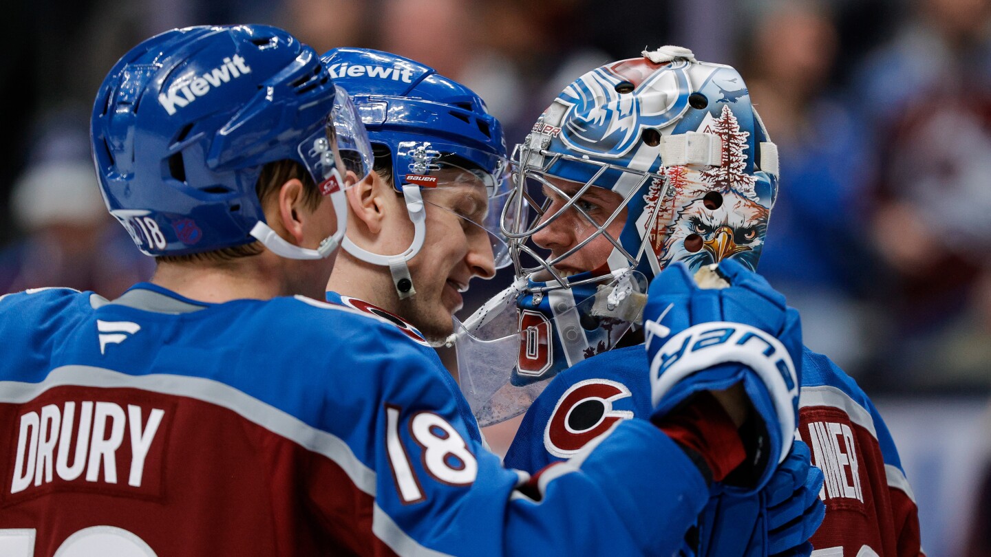 Avalanche improve home winning streak to 17 games, one away from matching franchise record