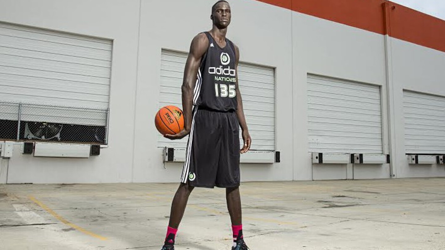 Thon Maker Riyadi Latest mixtape for elite 2016 recruit Thon Maker (VIDEO) - NBC Sports