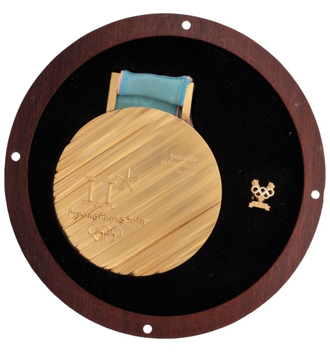 Ukraine’s top Winter Olympian puts gold medal up for auction Ukraine’s top Winter Olympian puts gold medal up for auction