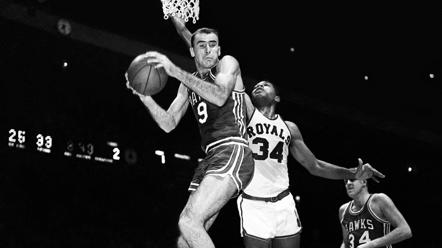 Foto: nbcsports.com Bob Pettit, erster MVP der NBA, stirbt im Alter von 93 Jahren