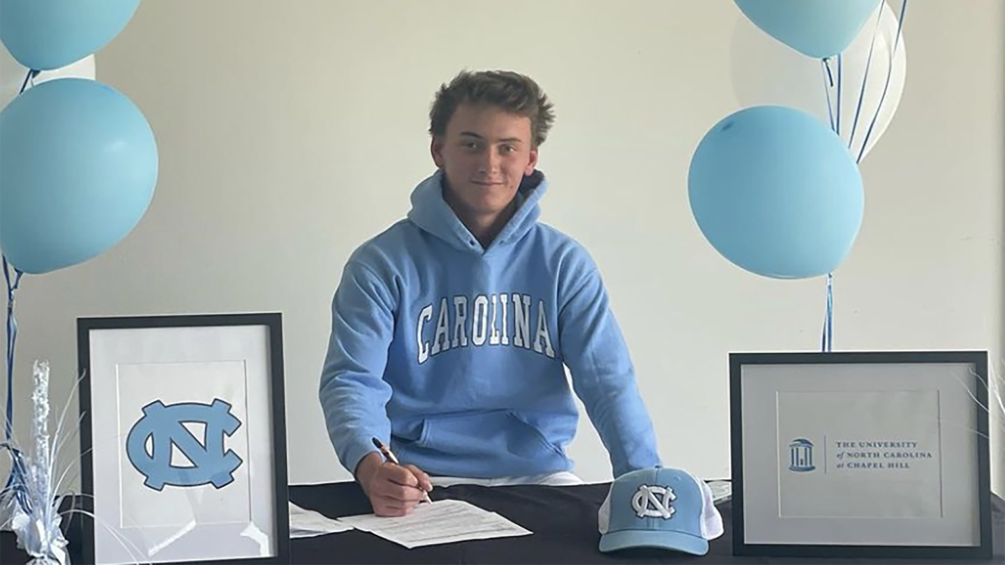 Ukrainian junior who came to U.S. last year signs to play college golf at UNC Ukrainian junior who came to U.S. last year signs to play college golf at UNC