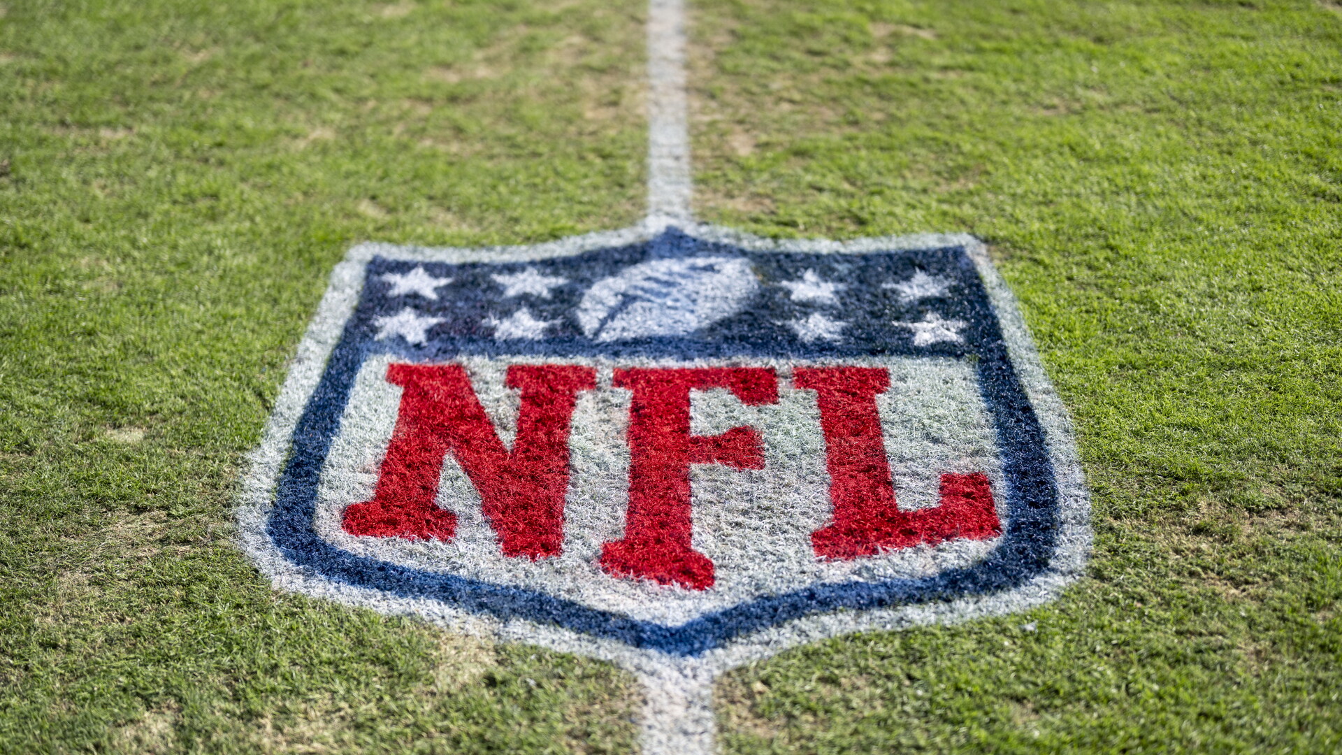 Fantasy football NFL news illustration