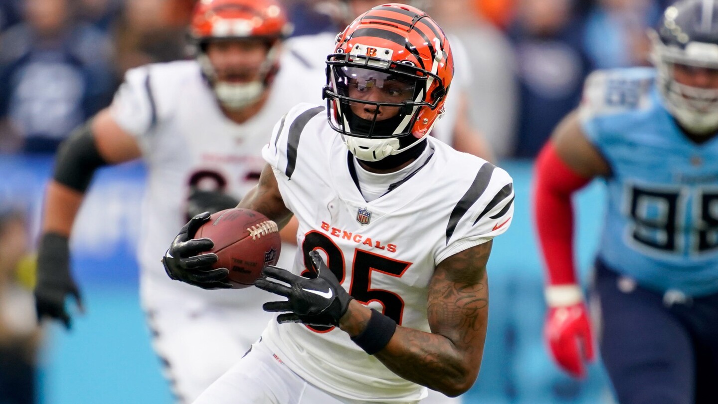 Can you trust Tee Higgins this week? Is Jeff Wilson okay? Rhamondre? - NBC Sports