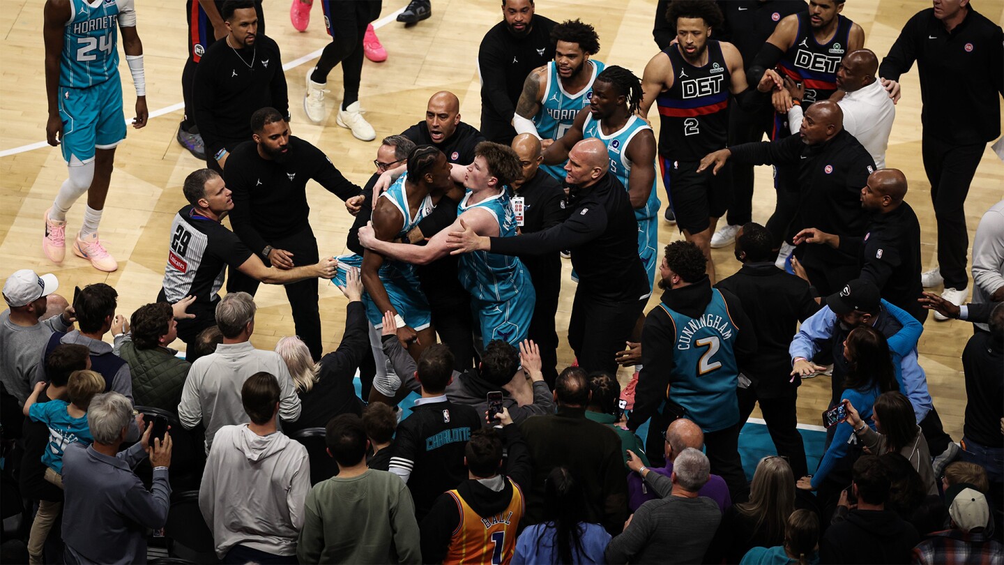 Four players ejected after fight breaks out between Pistons, Hornets