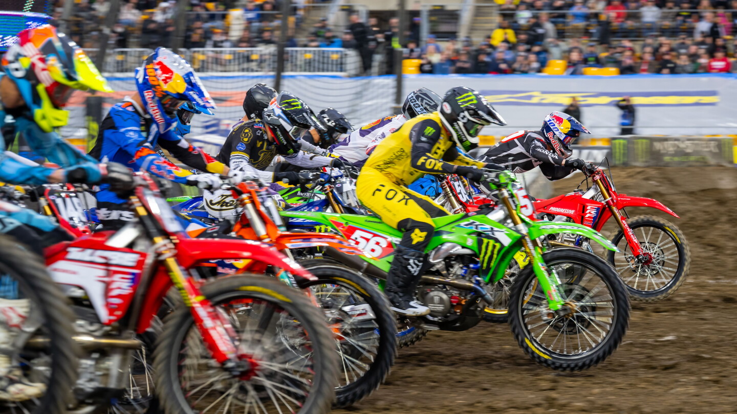 Supercross 2025 results: 250 highlights, finish order, at Philadelphia, Tom Vialle scores clutch win Supercross 2025 results: 250 highlights, finish order, at Philadelphia, Tom Vialle scores clutch win