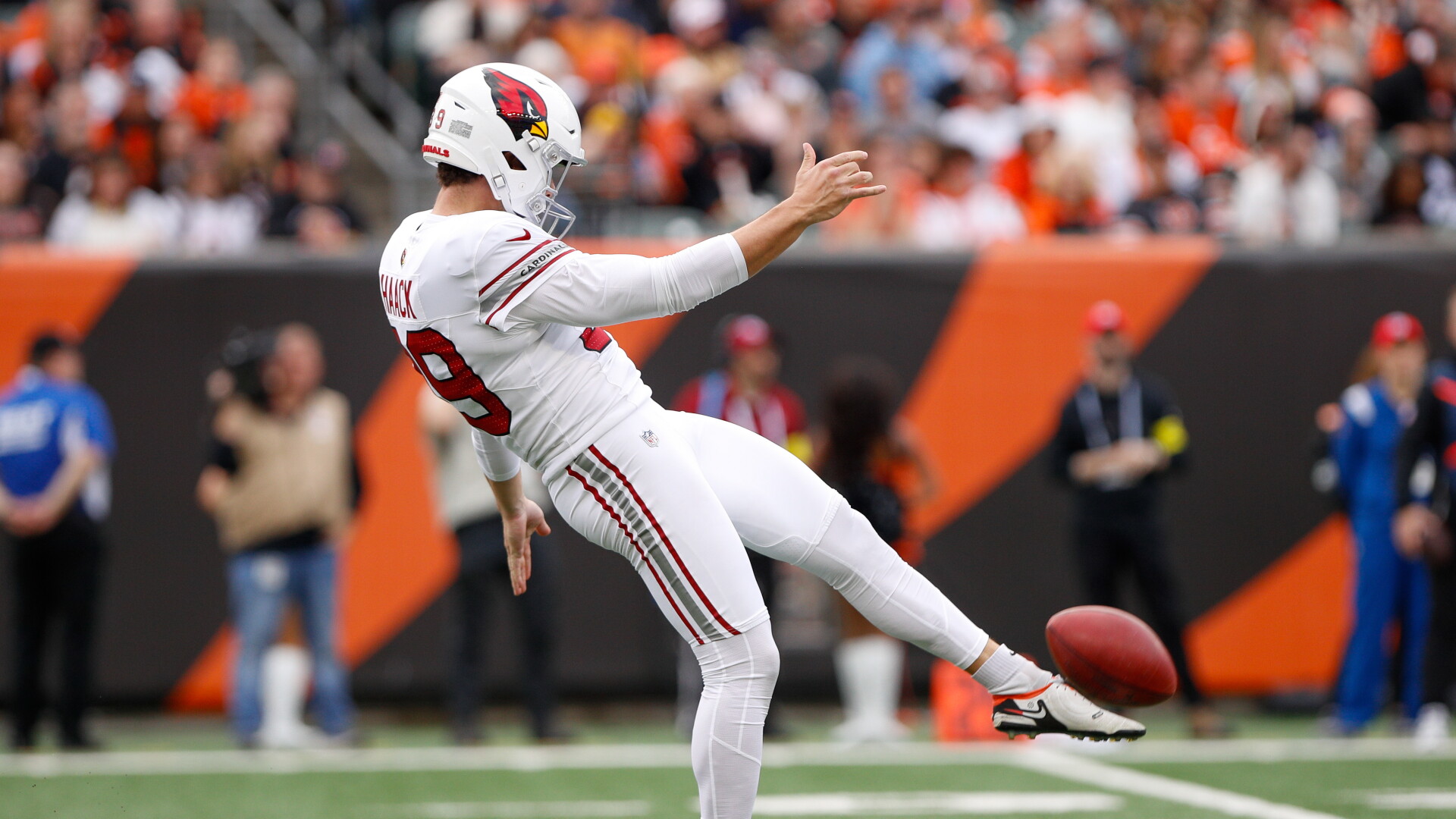 Commanders sign P Matt Haack with Tress Way sidelined by pec injury