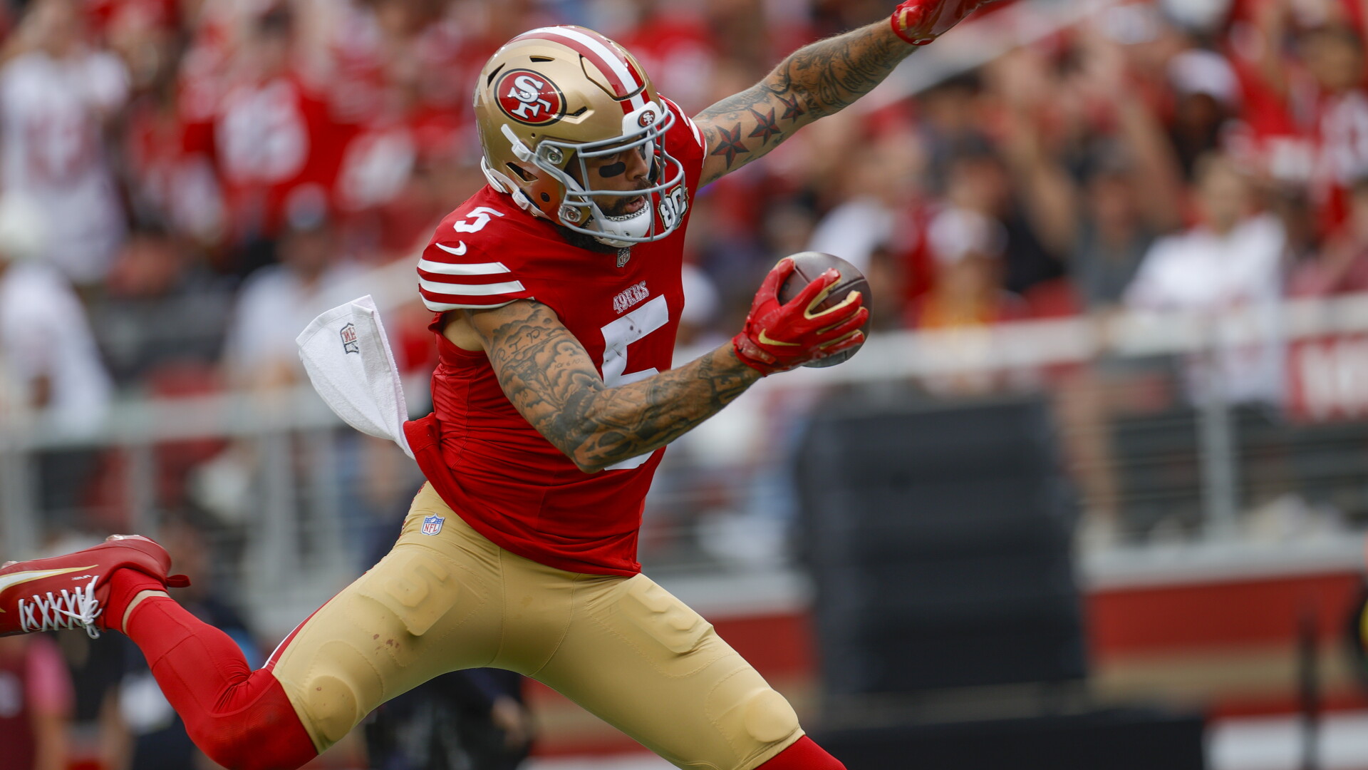 Mike Evans is expected to play on Sunday