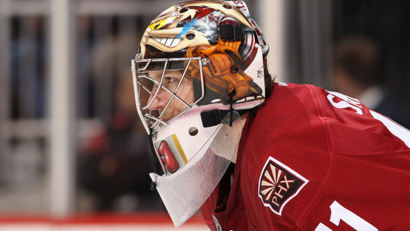 mike smith helmet Engage MIPS Matte Midnight Navy, M Zonal Koroyd coverage for energy Flames goalie Smith pays tribute