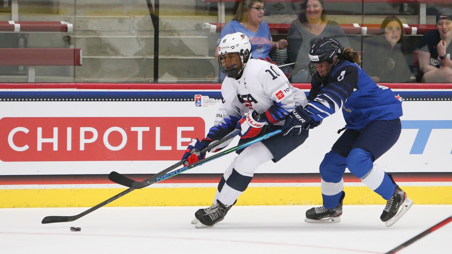 Laila Edwards is first Black woman to play for U.S. national hockey