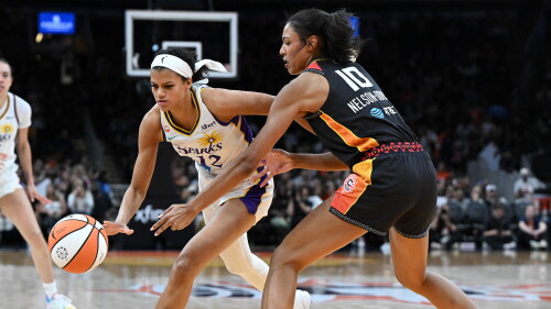 nbc_wnba_sunsparks_260818.jpg
