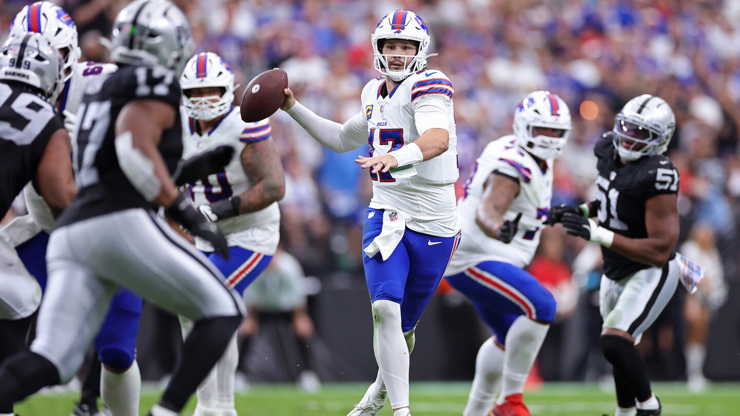 Josh Allen is 'on top of his game' and leading Bills to wins - Mike Tomlin