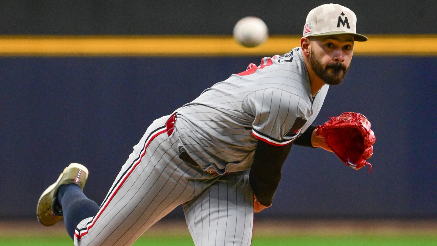 López, Jeffers help Twins beat Brewers 7-0 for third straight shutout and 13th consecutive victory López, Jeffers help Twins beat Brewers 7-0 for third straight shutout and 13th consecutive victory