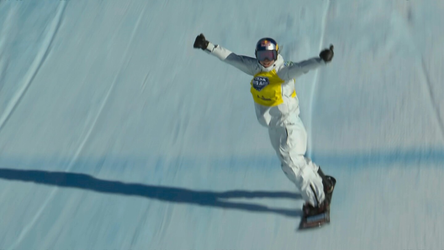 Miyabi Onitsuka seals Steamboat women's snowboard big air win on final run