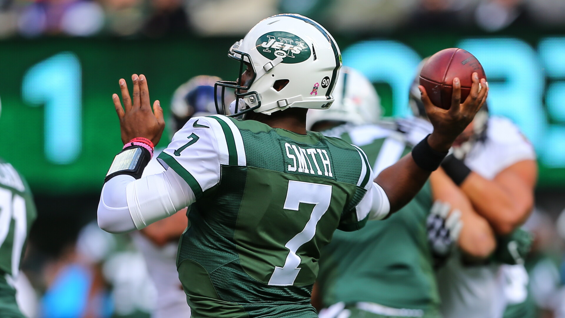 Geno Smith "hates" the fact that he created a potential "distraction" for Jets