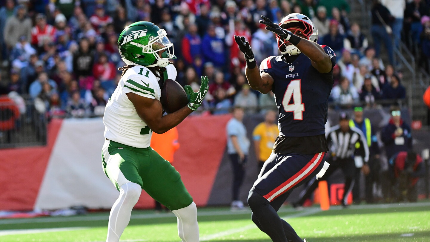 Fantasy Football Waiver Wire Week 7: Omar Cooper Jr. and Germie Bernard break out