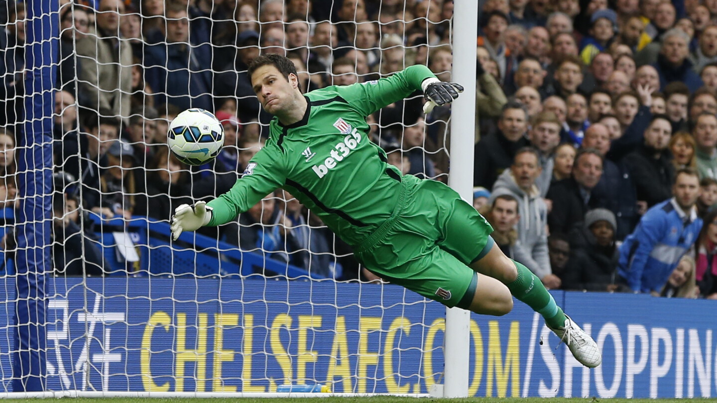 Begovic Chelsea Chelsea sign goalkeeper Asmir Begovic from Stoke City for $12 million ...
