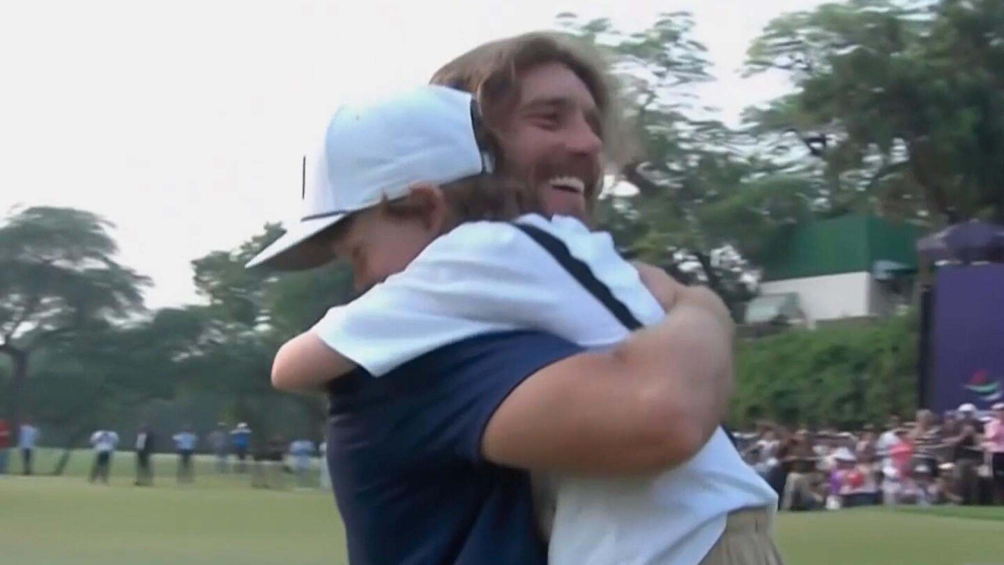 Fleetwood wins in India, shares moment with son Fleetwood wins in India, shares moment with son
