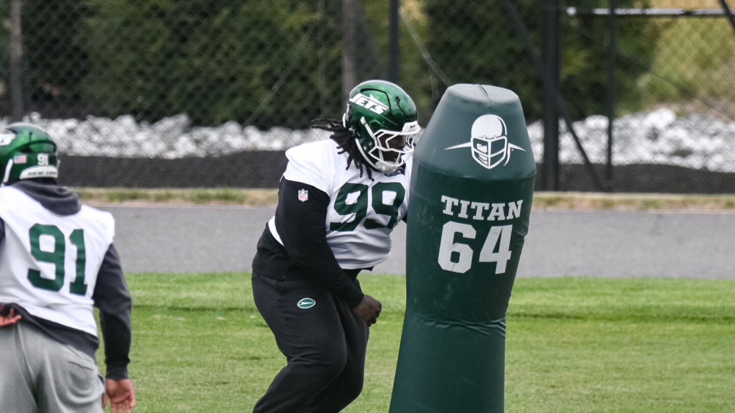 Jets to Activate T’Vondre Sweat from NFI List