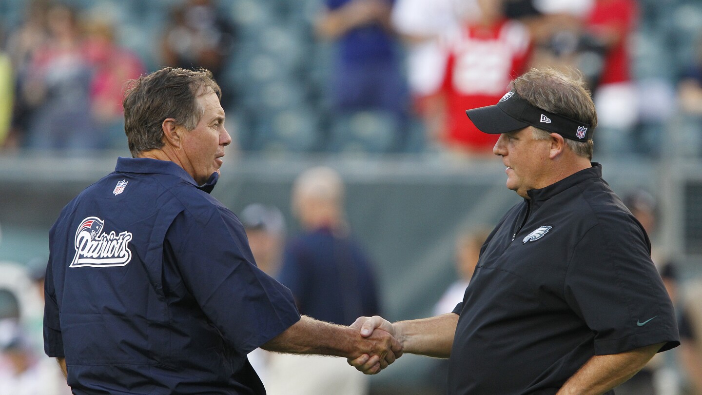 Bill Belichick’s offensive coordinator search focusing on Chip Kelly, Bobby Petrino Bill Belichick’s offensive coordinator search focusing on Chip Kelly, Bobby Petrino