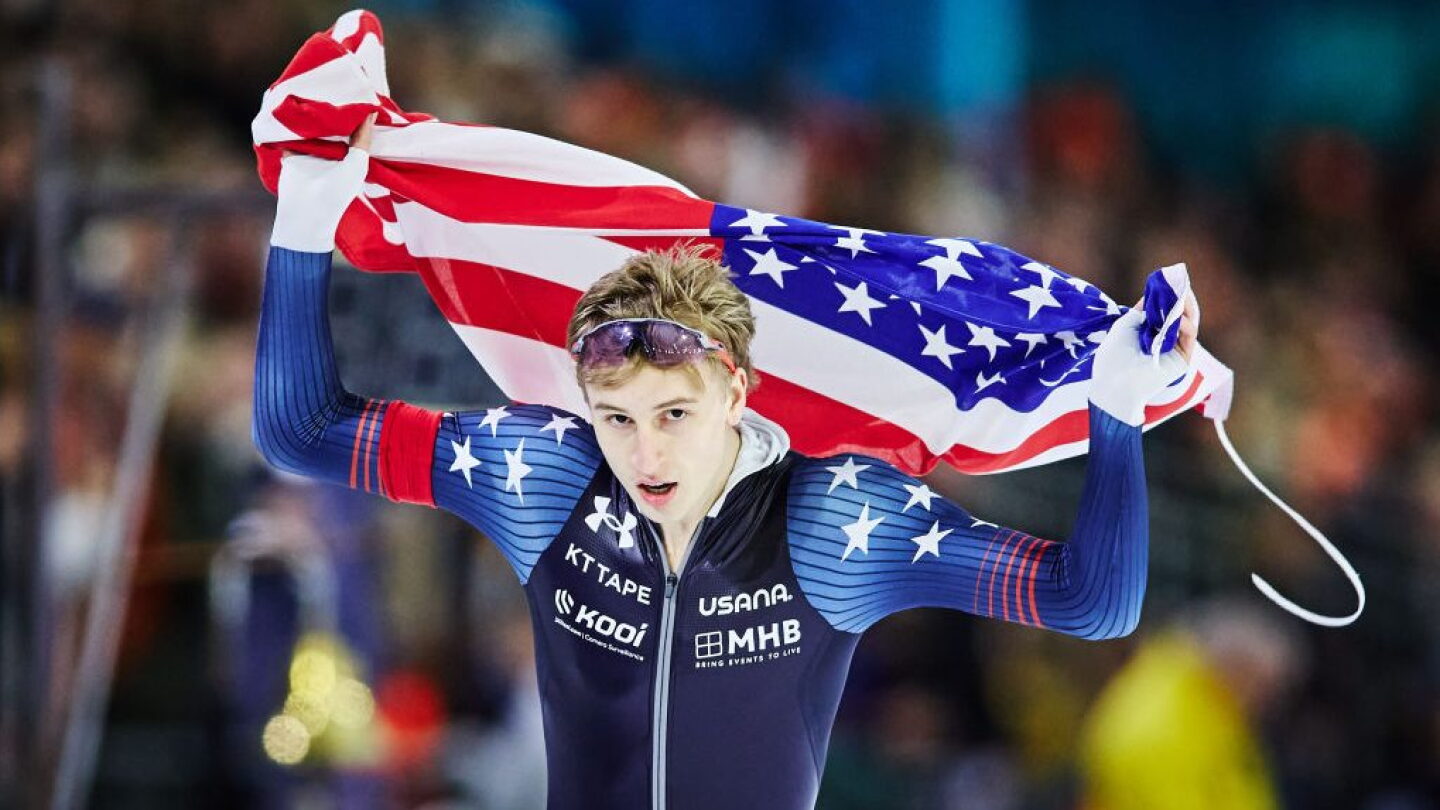 Jordan Speed Racers American Jordan Stolz becomes youngest world champion in speed skating ...