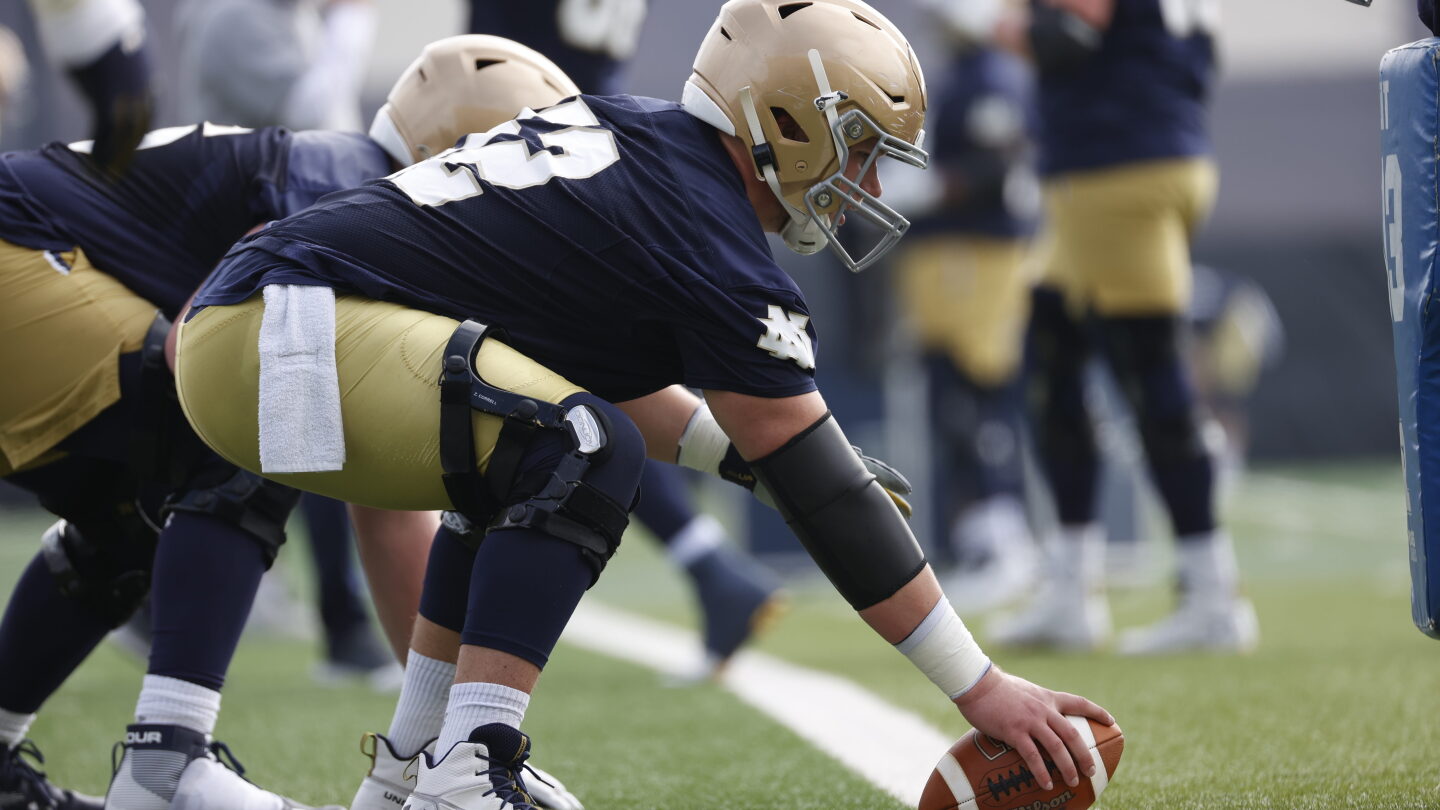 Zane Correll Notre Dame 99-to-0: No. 52 Zeke Correll, junior, starting center - NBC ...