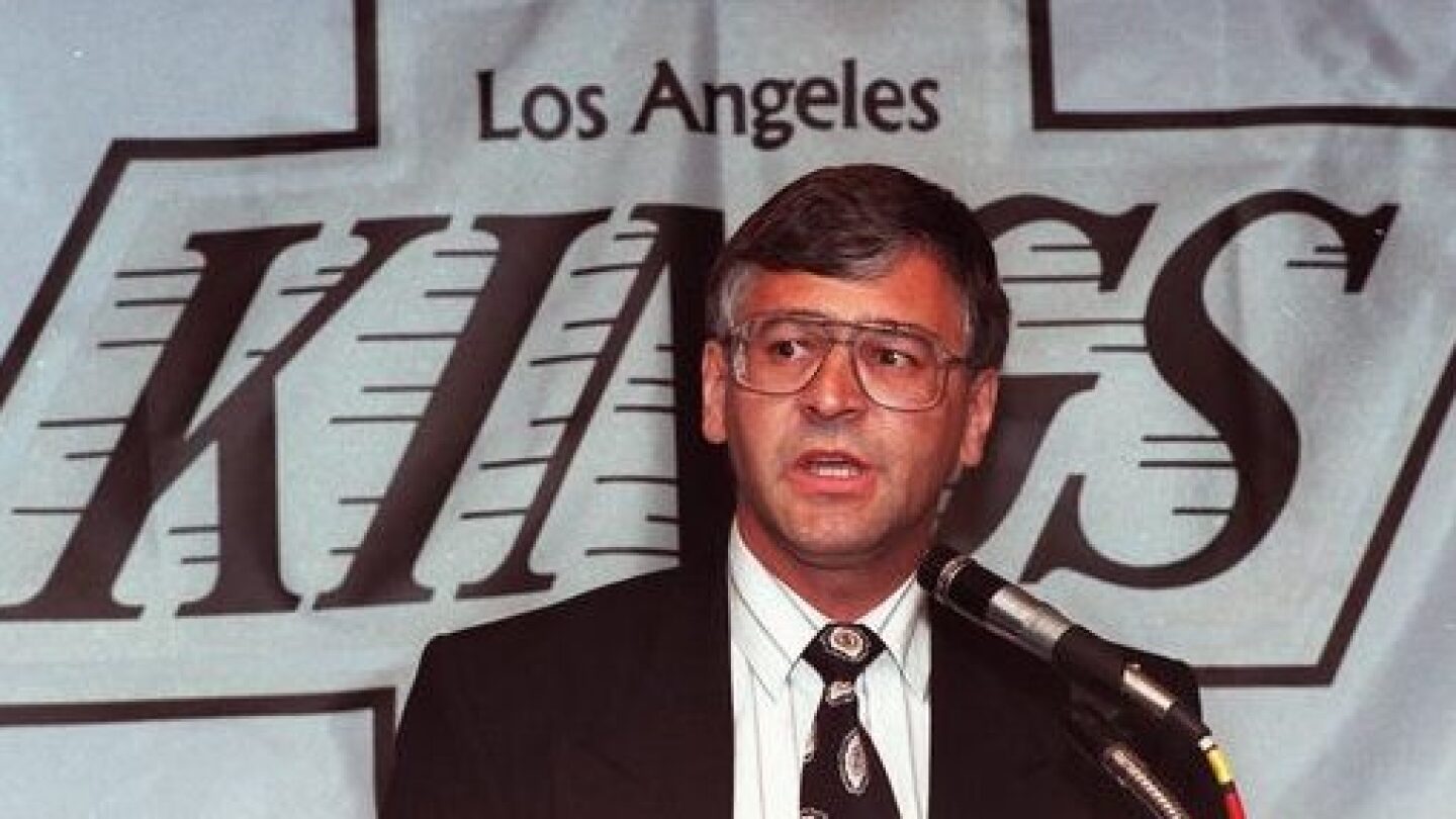 Tom Webster, former hockey player and coach, dies at 71 - NBC Sports