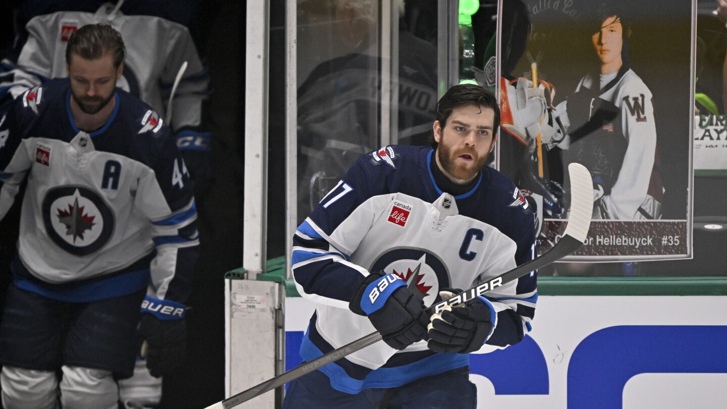 Winnipeg Jets captain Adam Lowry to miss 5-6 months after hip surgery ...