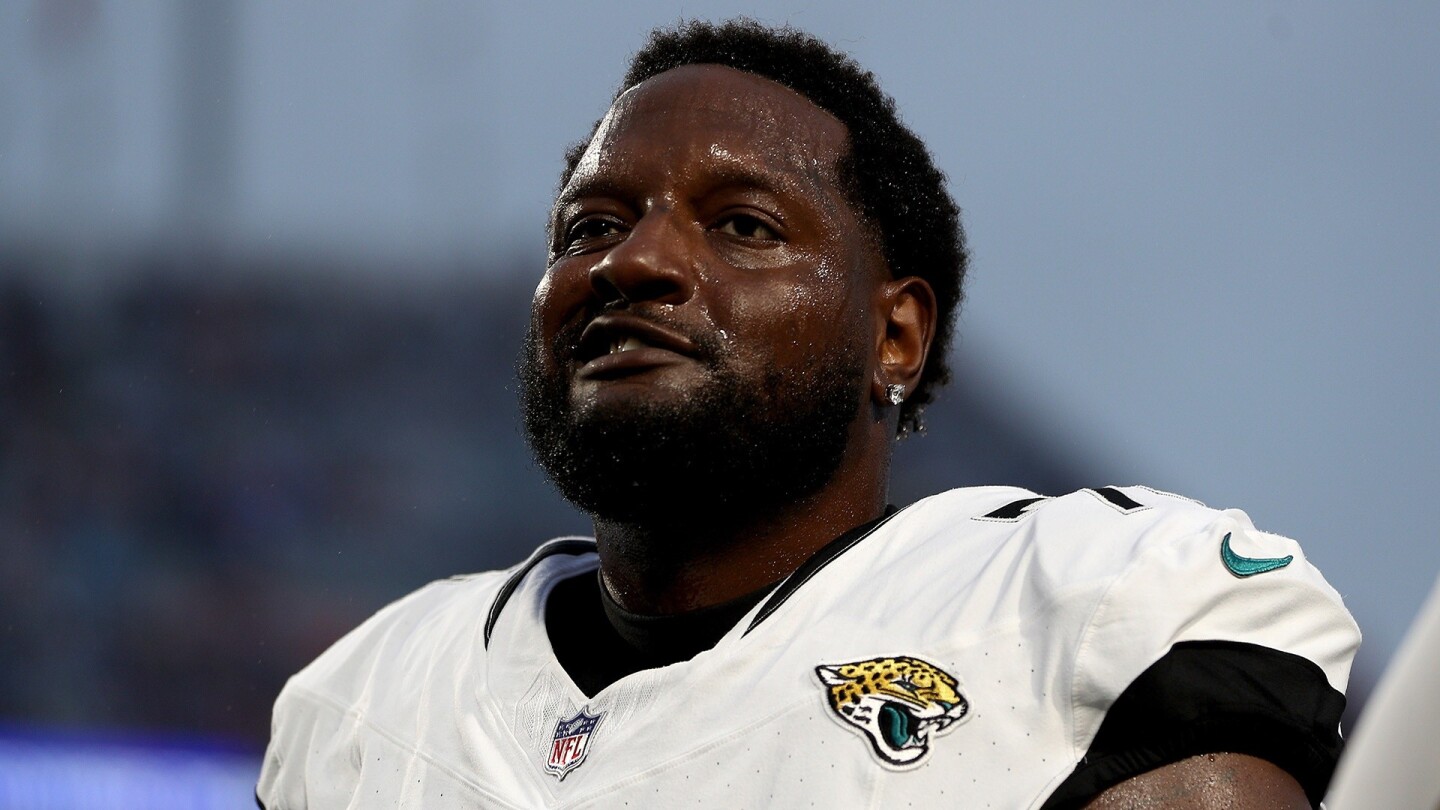 NFL trade deadline: Minnesota Vikings acquire Cam Robinson from Jaguars ... Cam Robinson NFL trade deadline: Minnesota Vikings acquire Cam Robinson from Jaguars ...