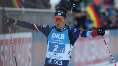 Image for France upsets Norway for biathlon World Cup title in final men's relay before 2026 Milan Cortina Olympics