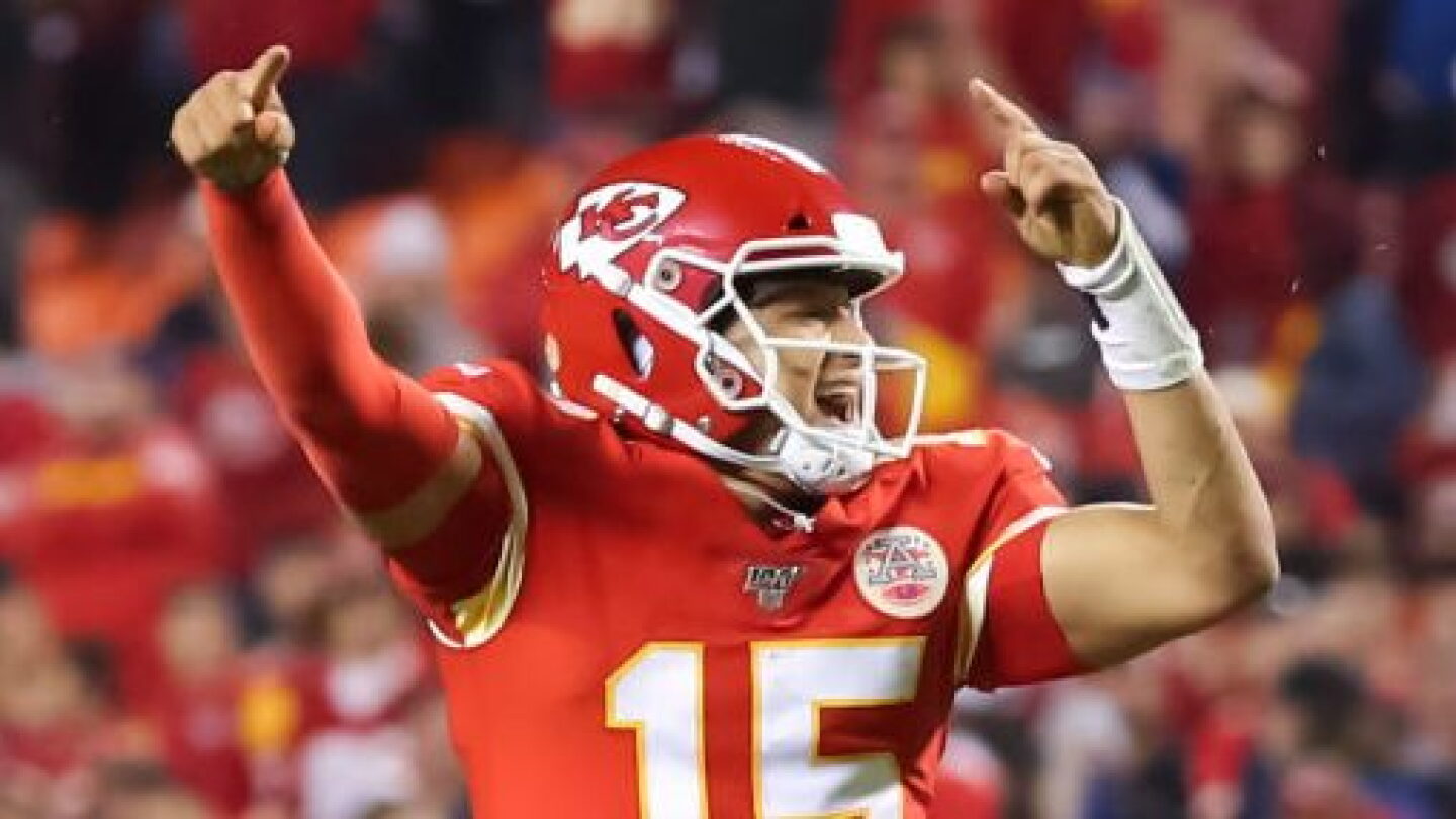 Small Falcon Indiana Mahomes tells Burrow not to worry about small hands - NBC Sports