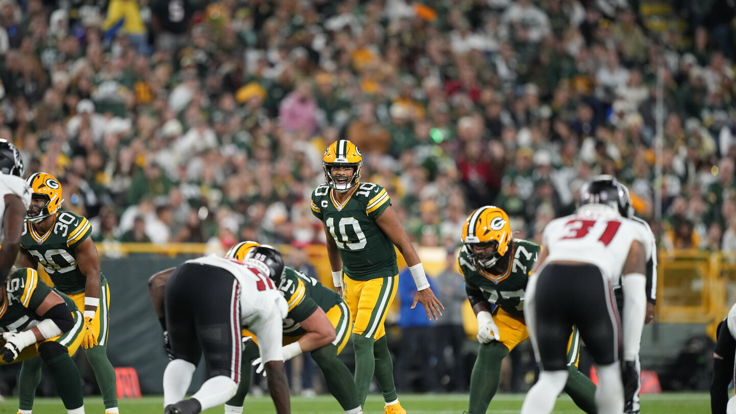 Packers vs. Buccaneers prediction: Odds, expert picks, QB matchup, injury update, betting trends, and stats