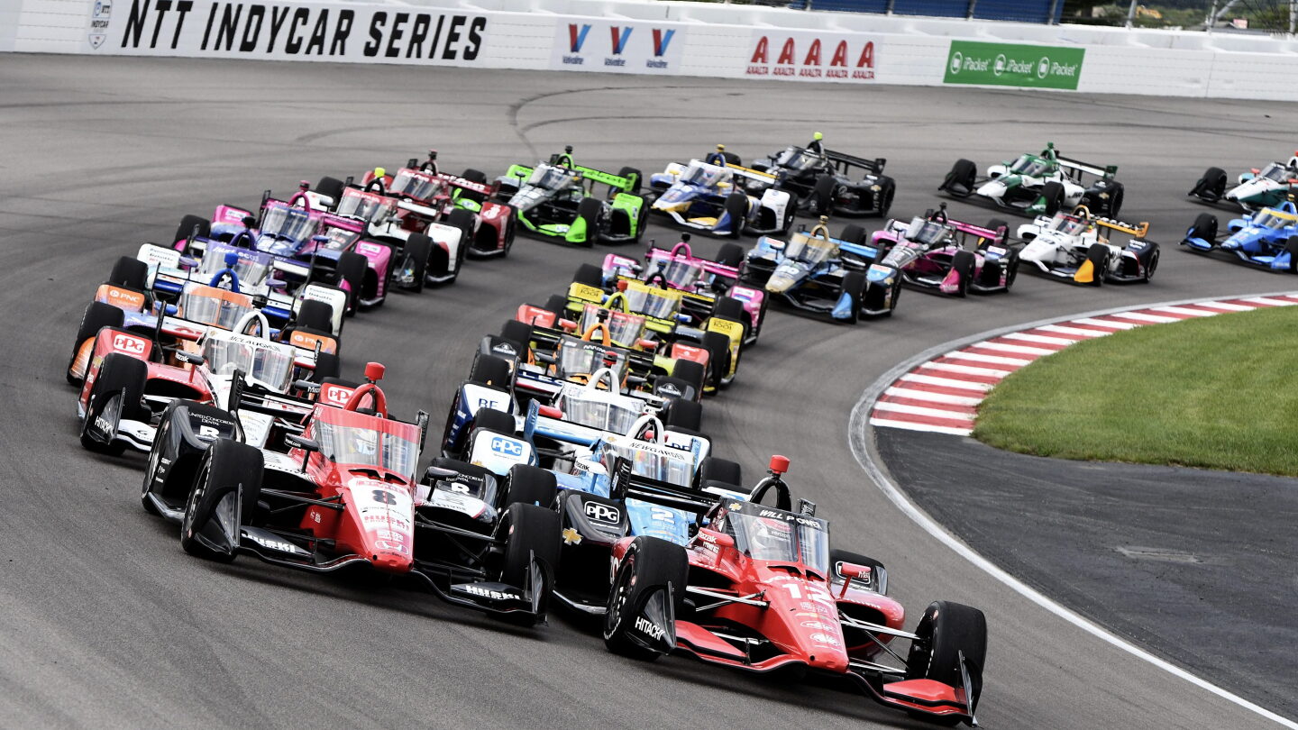 Gateway Car Races IndyCar Gateway race resumes after two-hour delay with Scott McLaughlin ...