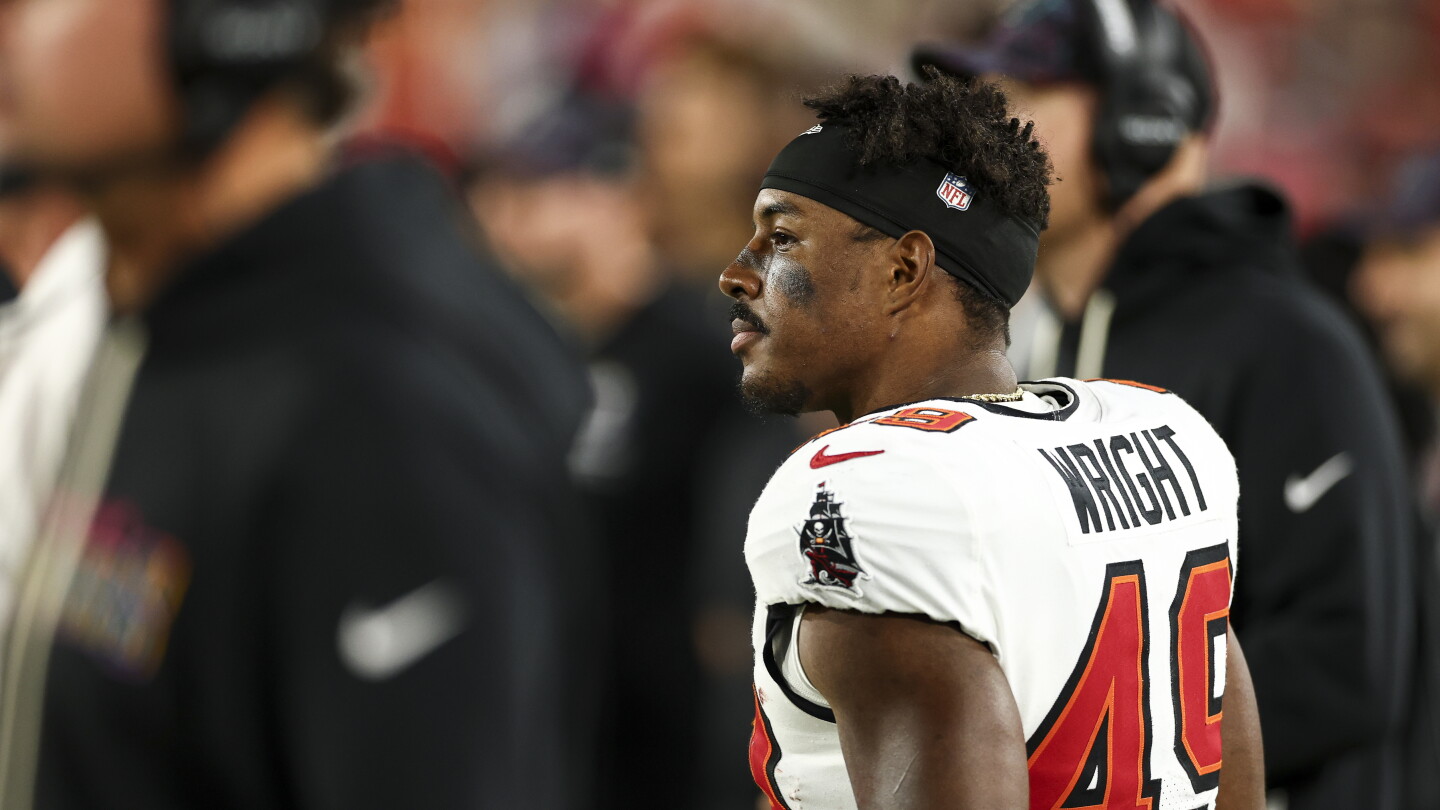 Texans Add Running Back Owen Wright to Roster