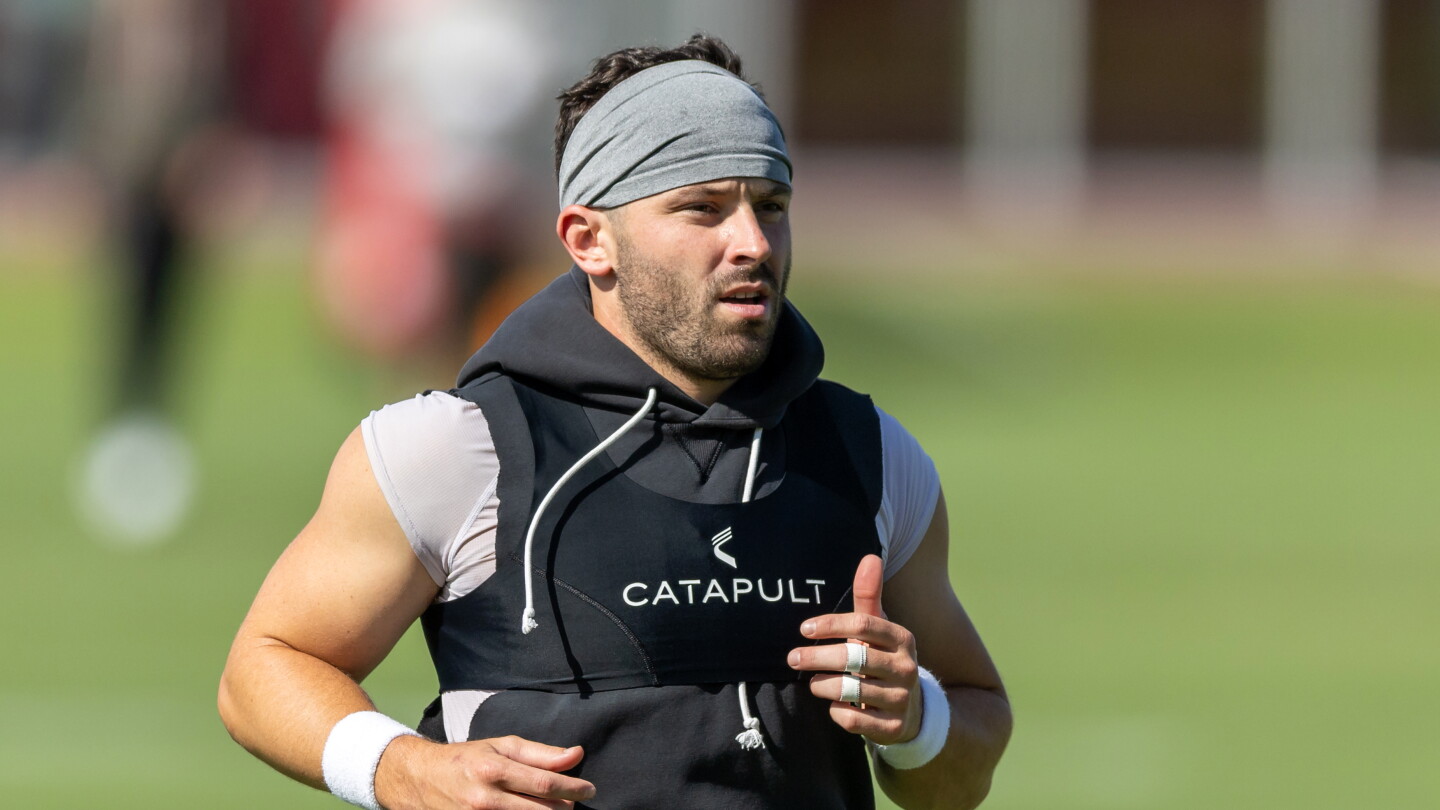 Report: Baker Mayfield, Bucs have not made significant progress on new deal