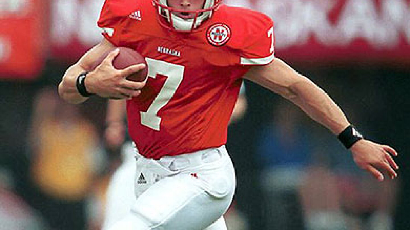 Neal Crouch Eric Crouch signs with UFL's Nebraska team - NBC Sports