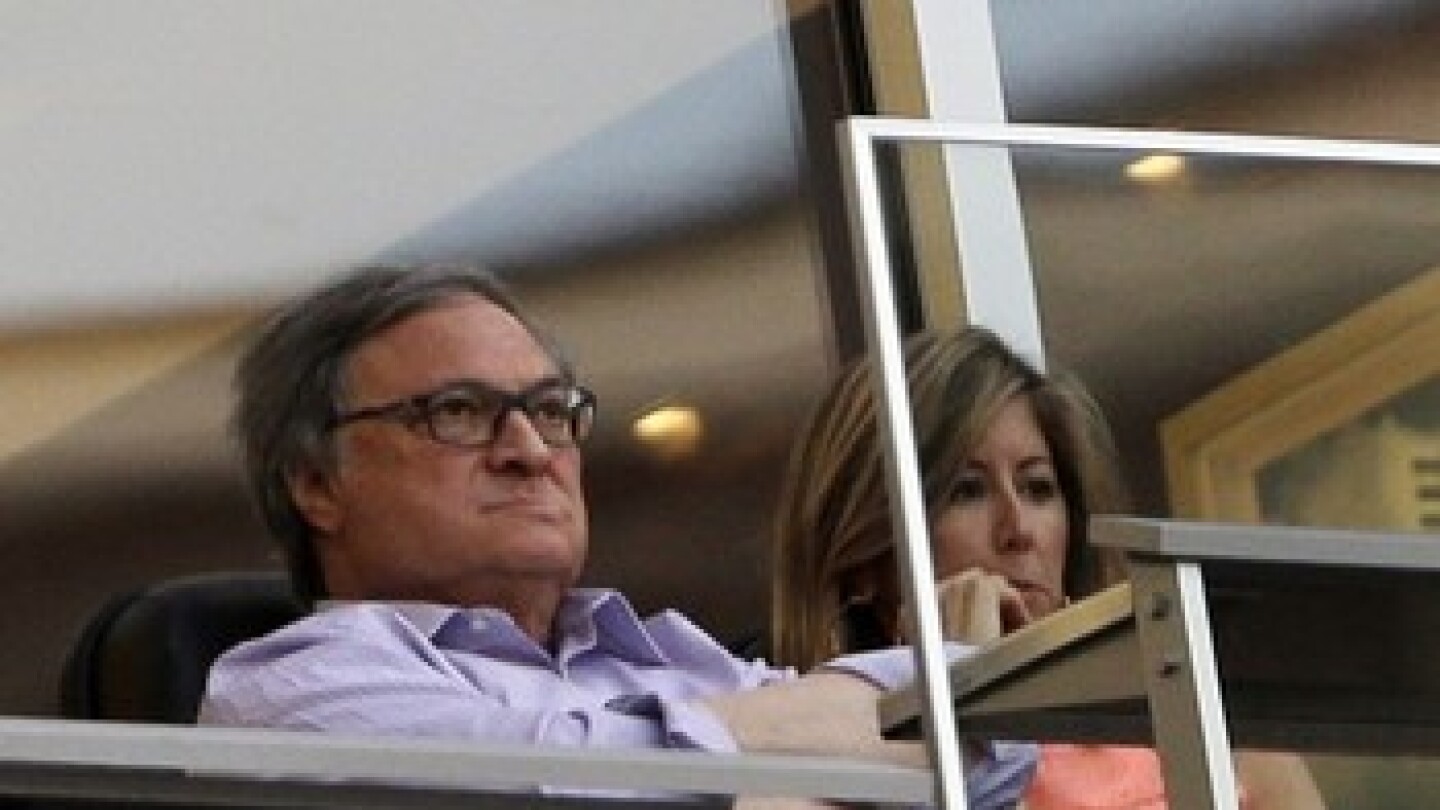 Loria-protesting Marlins fans kicked out of Marlins Park - NBC Sports