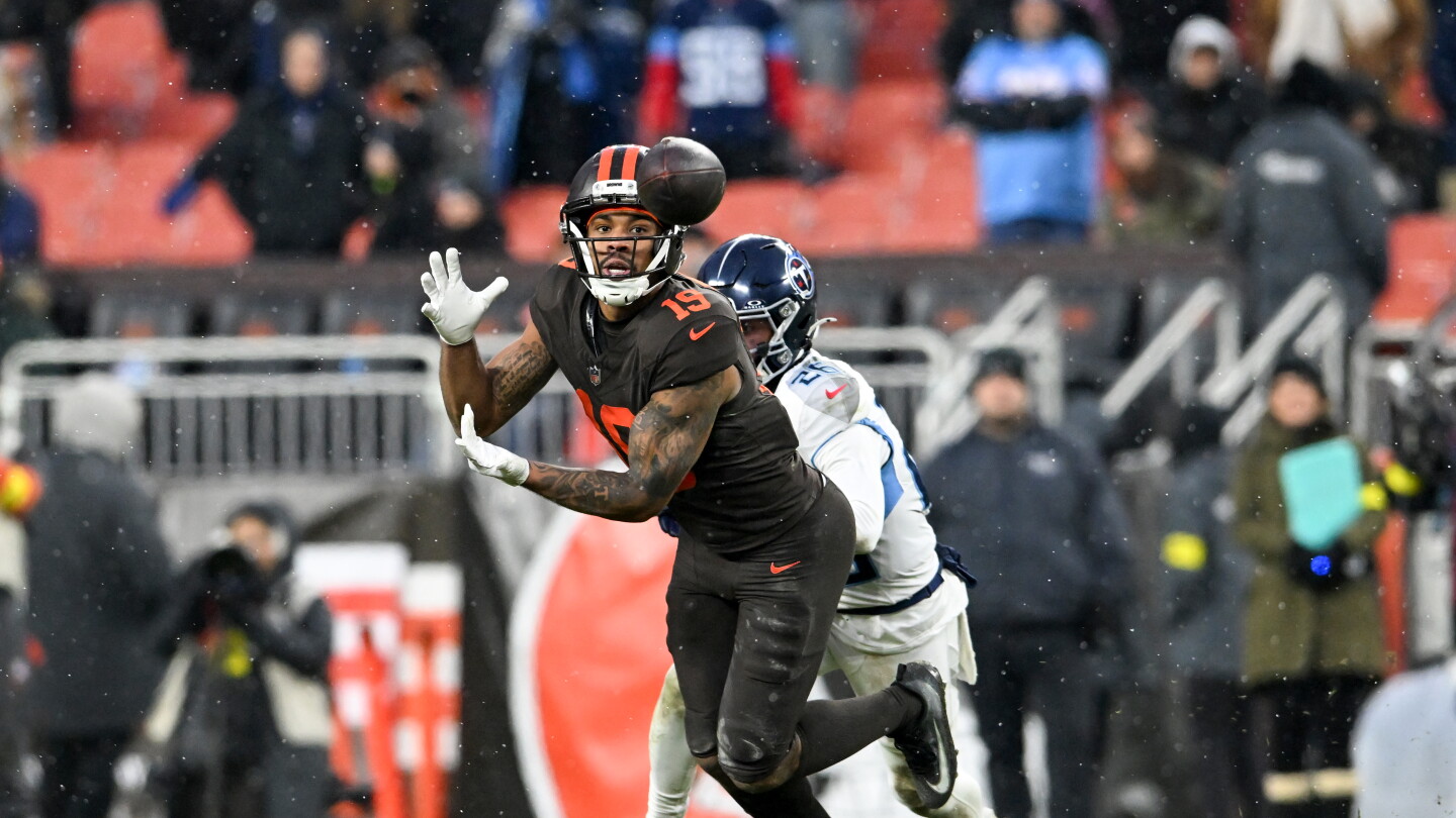Saints Add Cedric Tillman to Practice Squad Amid Injuries