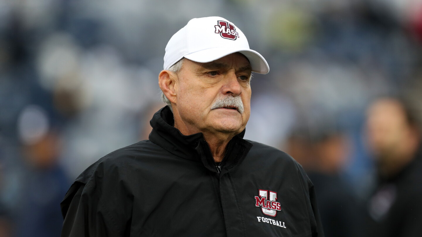 UMass fires Don Brown after he goes 6-28 in 3 seasons - NBC Sports