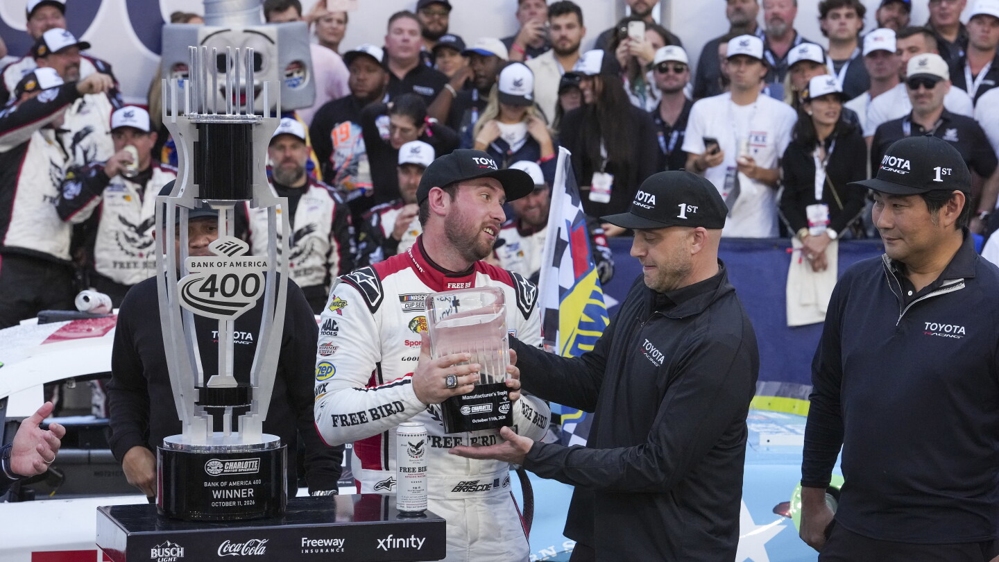 写真:NBC Sports NASCAR: Bank of America 400