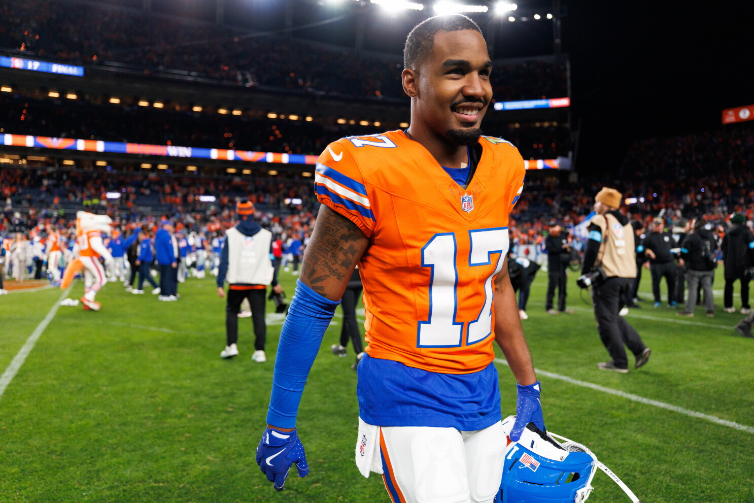 Broncos list Jaylen Waddle, Zach Allen as limited at Thursday's practice