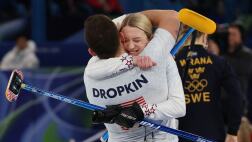 Image for Mixed Doubles Curling Standings After Day 5: All semifinal spots clinched