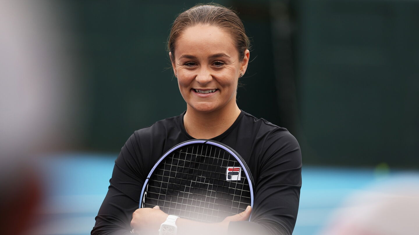Barty part of Team Els vs. Team Couples match - NBC Sports