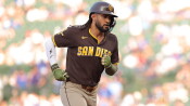 nbc_mlb_ccpadresdodgers_260701.jpg