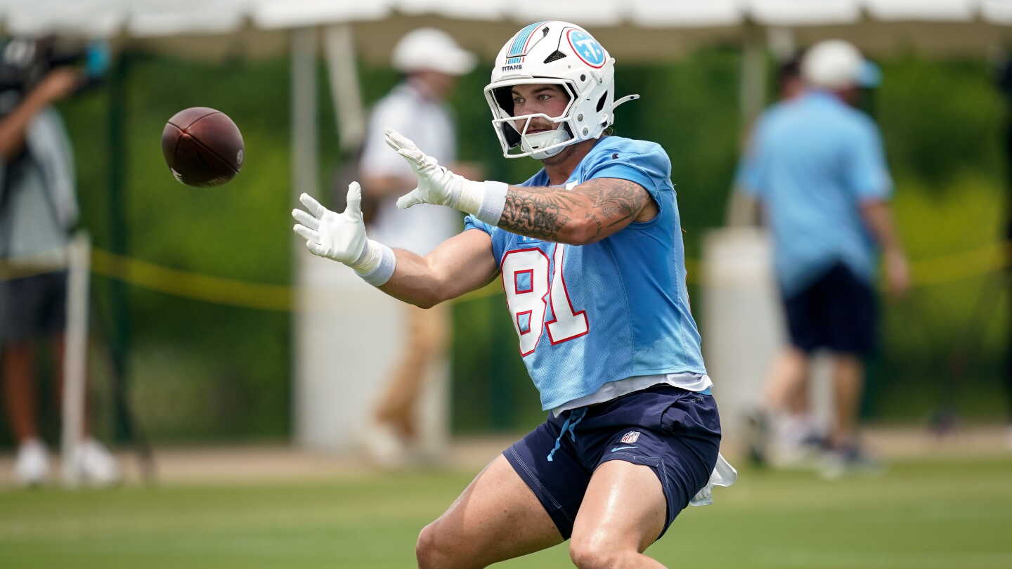 Titans Lose Jaren Kanak and Jaylen Harrell to Season-Ending Injuries
