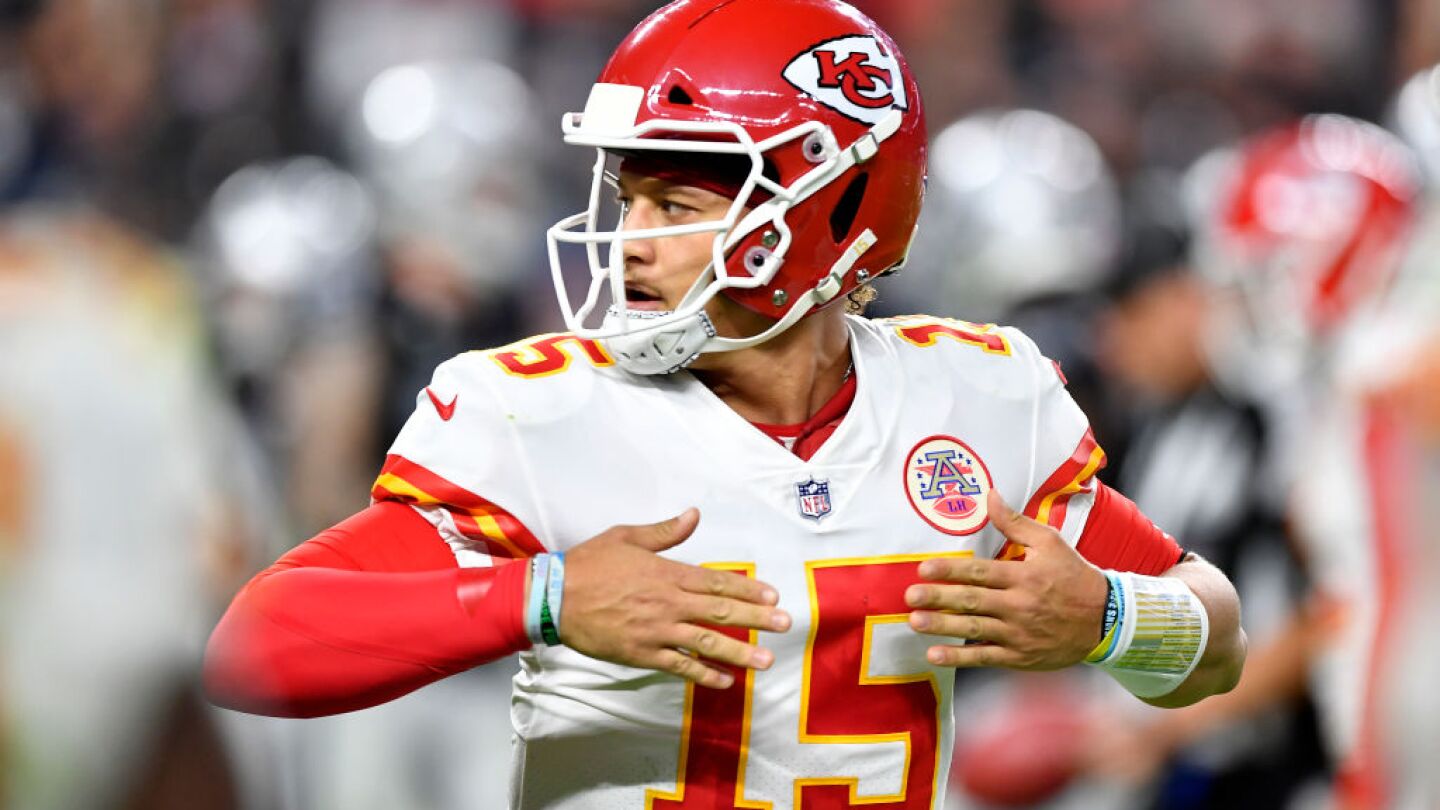 FMIA Week 10: The Day The Chiefs' Slump Ended? Patrick Mahomes: 'I Don't  Know If There Was Ever Doubt' - NBC Sports